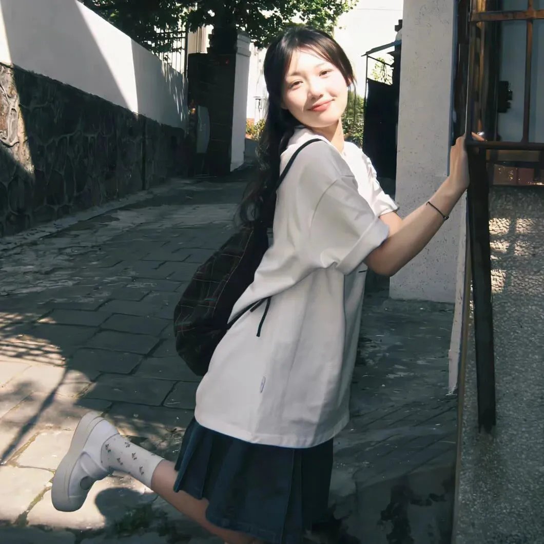 窄路微尘